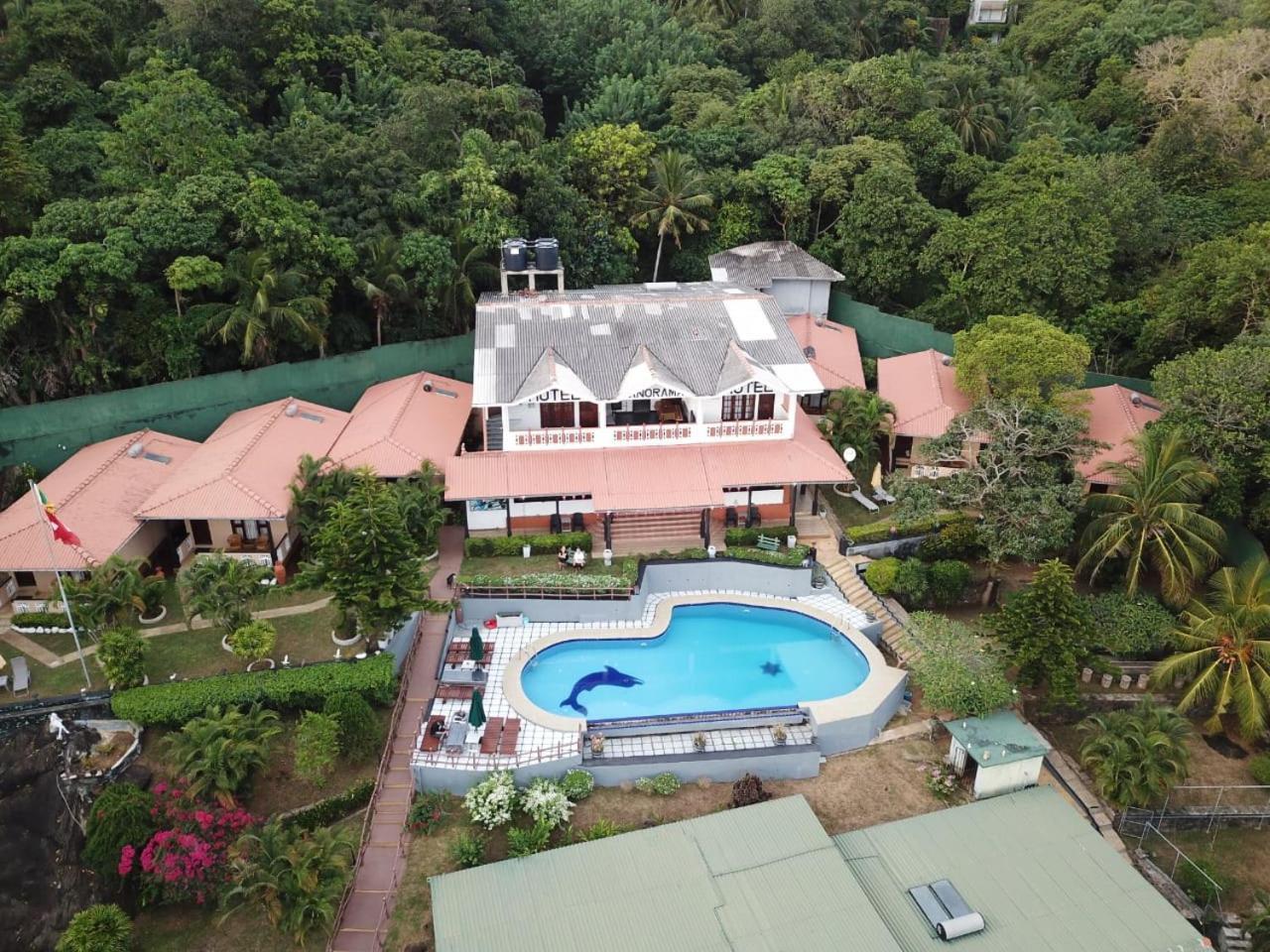 Panorama 4*